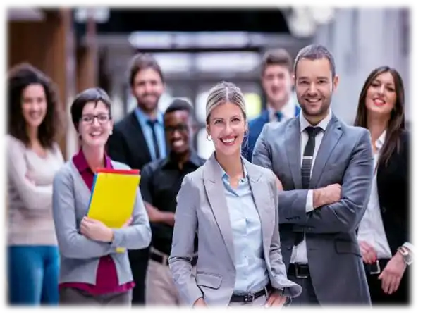 Equipe Imóveis Cardoso — consultores do Aura Tamboré